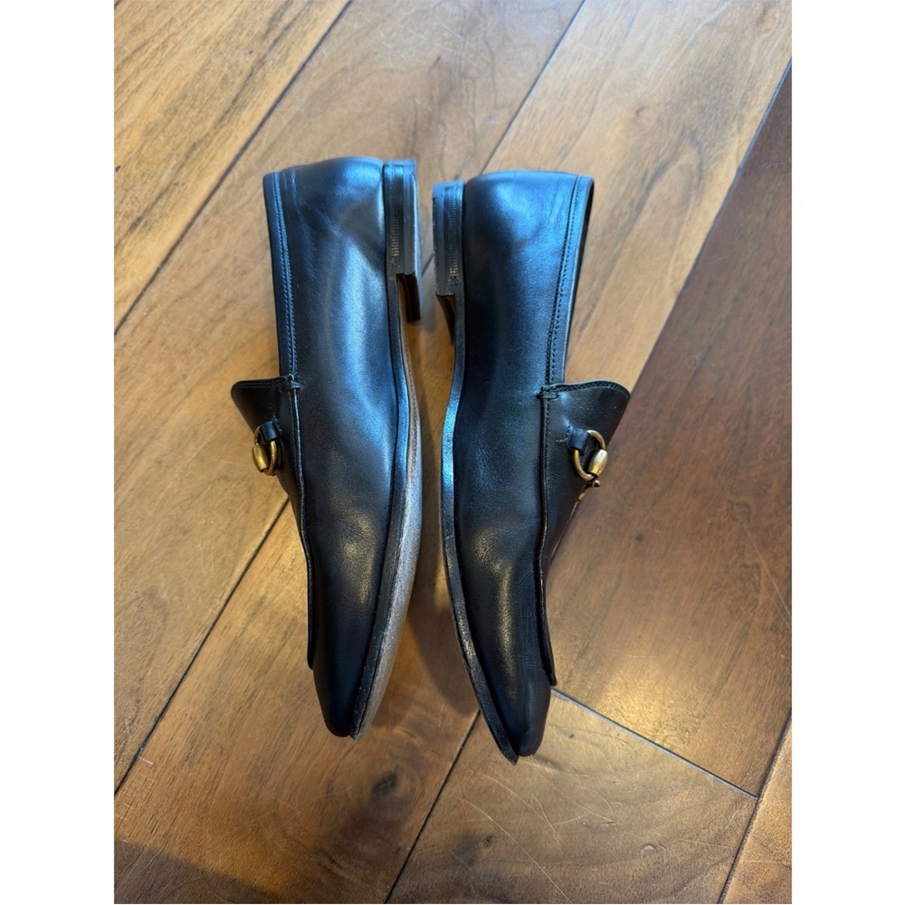 Gucci Jordaan Black Leather Loafers with Gold Horsebit hardware - Picture 5 of 7